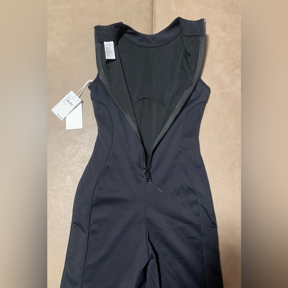 NEW Good American Women’s Compression Sleeveless Swim Suit Black NWT Size 1 (S) - Picture 8 of 10